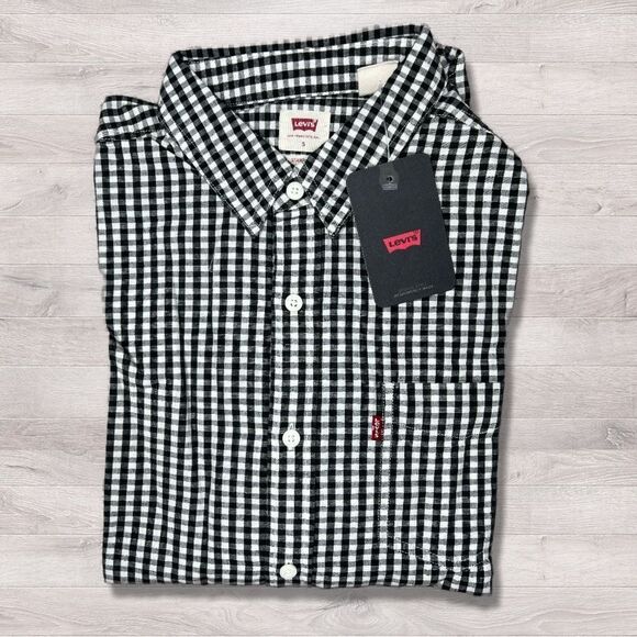 NWT Levi’s checkered plaid button front shirt size Small - Picture 1 of 5